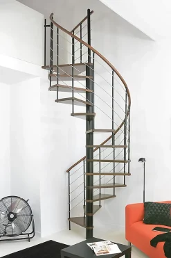 Escalier colimaçon 11 marches - Diamètre 160cm - Hauteur à franchir 2.15 à 2.59m - Structure blanche et marche hêtre --Matisere