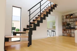 Alumin'home Escalier crémaillière quart tournant Costa rampe acier marche hêtre l. 2.75 m