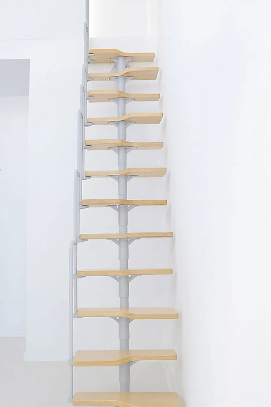 Escalier droit 9 marches - Hauteur à franchir 1.72 à 2,26m - Blanc et hêtre - TWISTER60-I-BH-9-Matisere Clearance