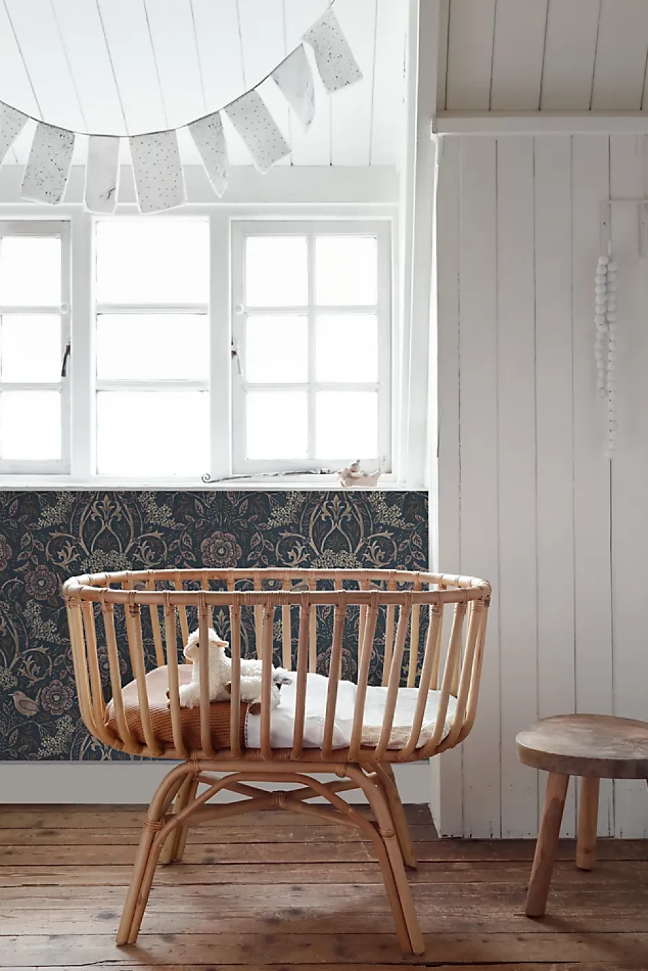 Estahome papier peint fleurs et oiseaux bleu foncé et vieux rose - 53 cm x 10.05 m - 139832