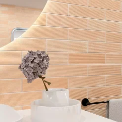 Faïence murale décor relief linéaire effet terre cuite beige clair mat L.30 x l.7 cm, Minerra