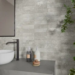 Alaplana Faïence murale en terre cuite effet pierre gris décor mat L.60 x l.30 cm x ép.8,5 mm, Nor