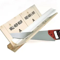 FB300 - Boite à onglets en bois + scie Orac Decor