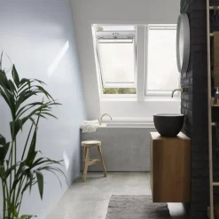 Fenêtre de toit à rotation GGU SK08 0057 L.114 x H.140 cm Tout confort EverFinish blanc-VELUX Sale