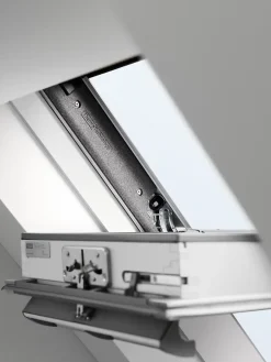 Fenêtre de toit à rotation Confort Everfinish - polyuréthane L. 78 x H. 98 cm (GGU 0076 MK04)-Velux Best