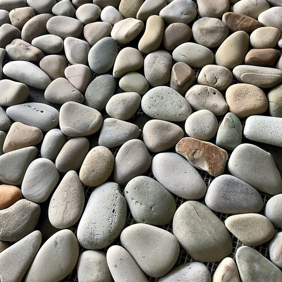 Galet naturel Golden Mat - vendu par plaque de 30x30 cm --Carrelage Signature Discount