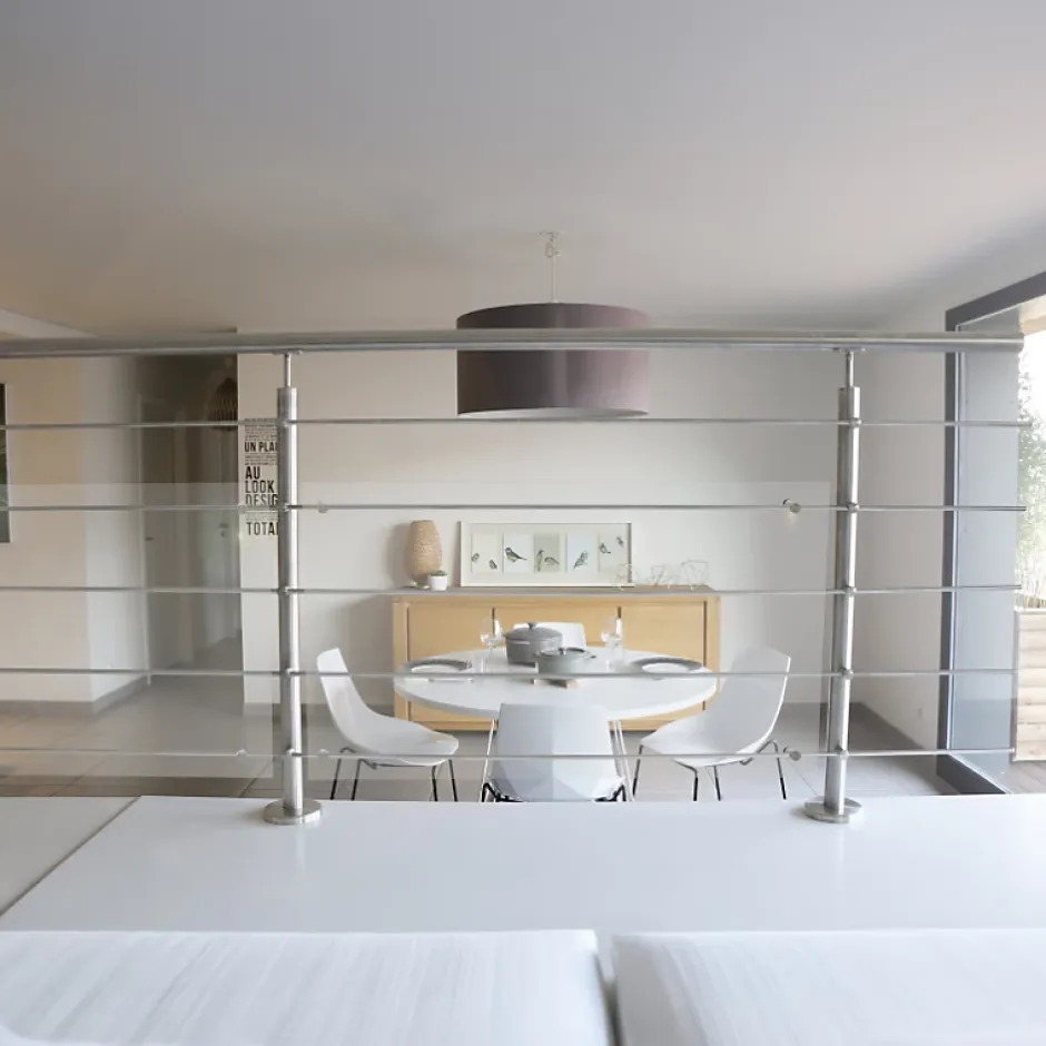 Garde-corps inox gris pose à plat, Inoca-Kordo