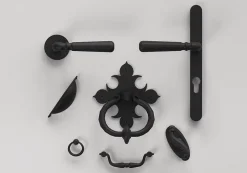 Heurtoir de porte extérieur Kilhog noir H.170 mm x l.140 mm-GoodHome Sale