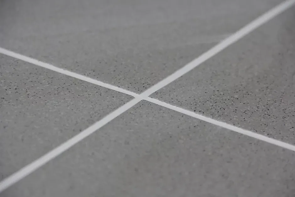 Prb Joint de Carrelage Fin A16 Gris Clair 5kg - Finition Esthétique, Haute Résistance à lEau et à lAbrasion - Intérieur / Extérieur