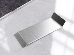 Ilcom Joint FI en acier inoxydable pour plinthe Argent satiné - 100mm x 30mm x 12mm