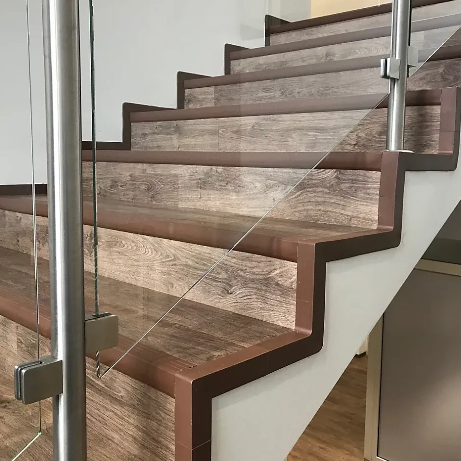 Quest KIT de finition pour escaliers en PVC, beige, 1m