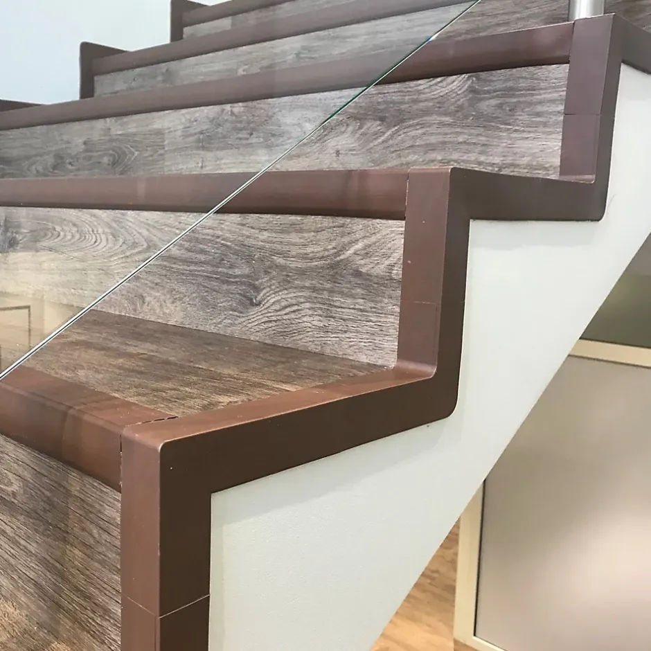 Quest KIT de finition pour escaliers en PVC, beige, 1m