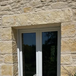 Linteau pierre de parement extérieur Province ton doré - 150 cm (à l'unité) --Ro'Ma Nature Hot