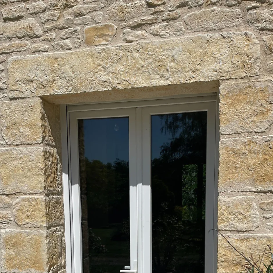 Linteau pierre de parement extérieur Province ton doré - 150 cm (à l'unité) --Ro'Ma Nature Hot