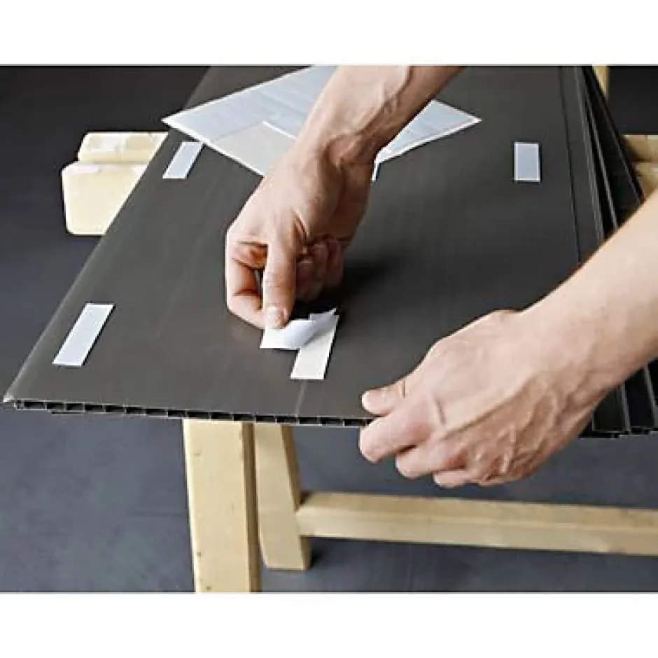 Lot 90 adhesifs pour lambris PVC Grosfillex