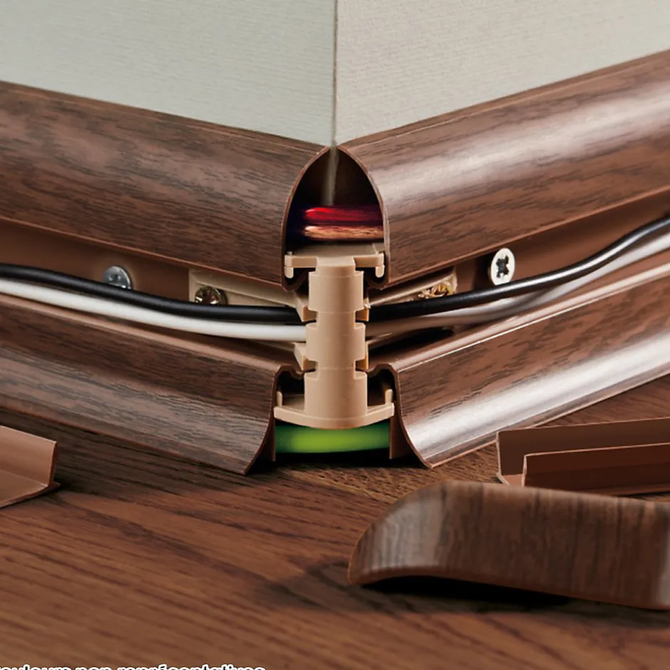 Lot de 10 Plinthes goulotte passe-câble PVC 59 mm - 1,10 m avec angles, raccords et butées Chêne-Monmobilierdesign Online