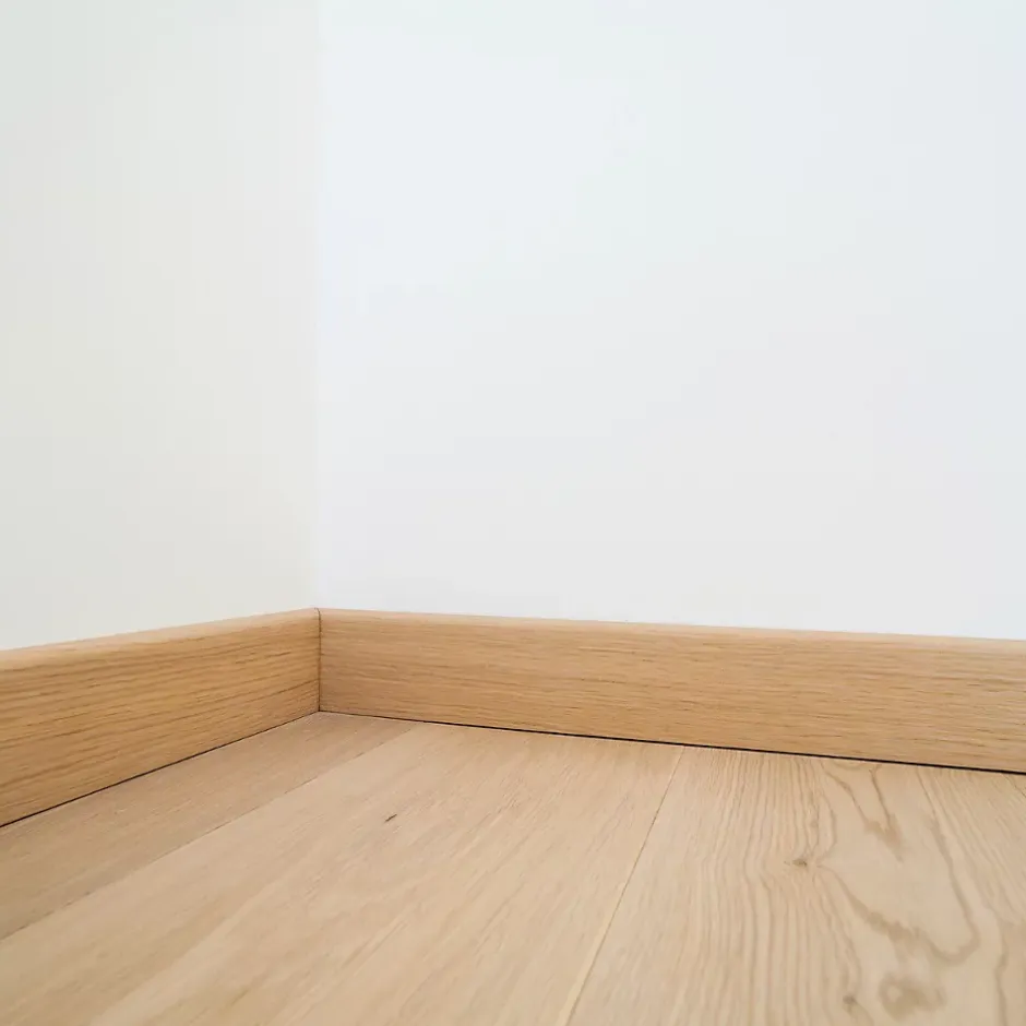 Lot de 10 Plinthes Plaquées Chêne MDF Arrondi, L.2,23 m x l.6,8 cm x Ep.9 mm-Wood&Sens Sale