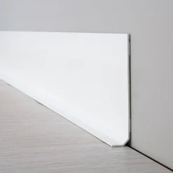 99Deco Lot de 25 Plinthes PVC Blanche - - H8 x L200 cm Profondeur 14 mm