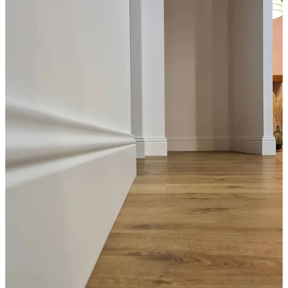 Lot de 5 Plinthes Style Prépeint MDF, L.2,44 m x l.14,8 cm x Ep.16 mm-Wood&Sens Clearance