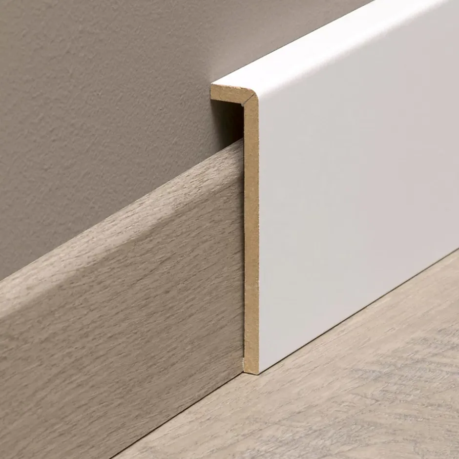 Forestea Lot de 5 surplinthes MDF revêtues blanc 2400 x 110 x 19 mm