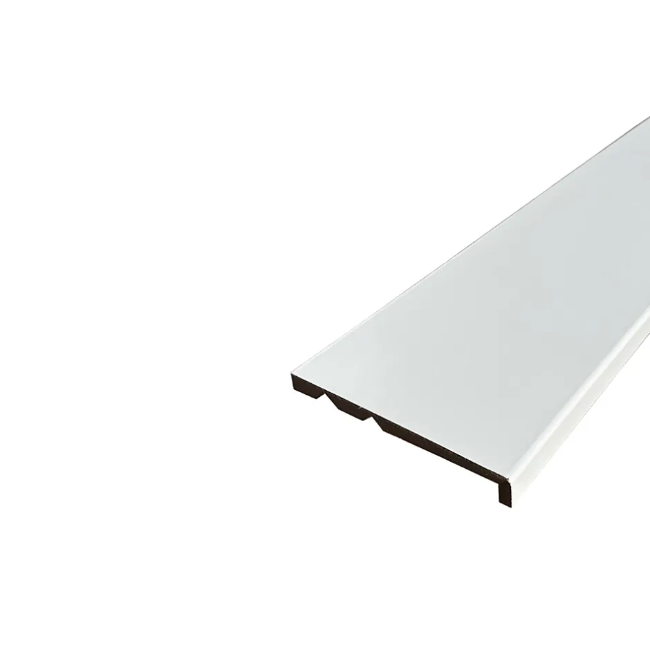 Lot de 6 Surplinthes MDF Revêtues Blanc, L.2.40 m x l.13.1 cm, Ep.22 mm-Wood&Sens Discount