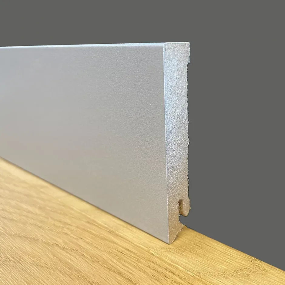 96ml de PLINTHE CARRÉE en FIBRE DE BOIS COMPACTE 80X15 ARGENT-Eternal Parquet Online