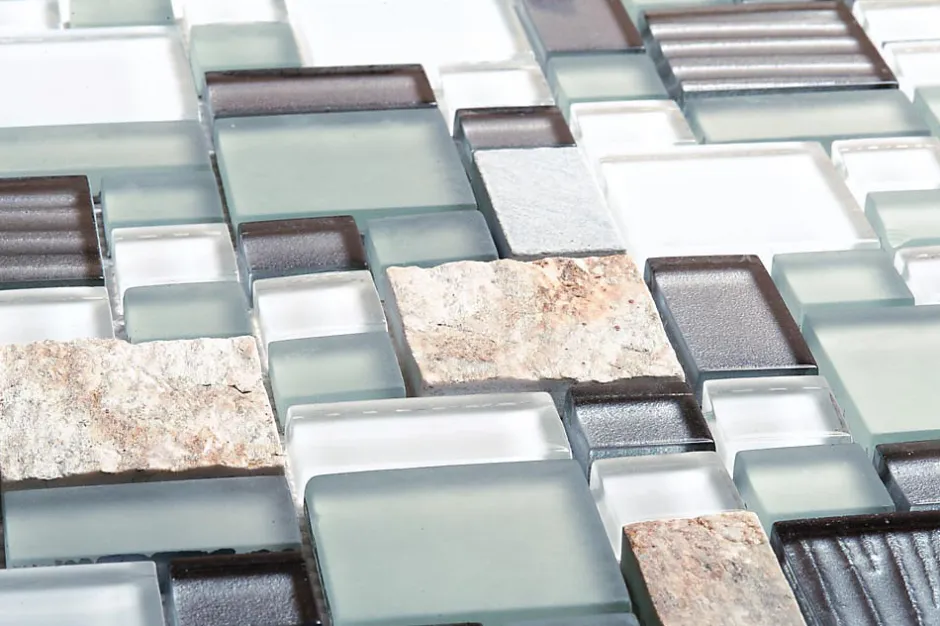 Mosaique de Quartzite Multiformat et Verre Gris - vendu par plaque de 30X30 Cm --Carrelage Signature Sale