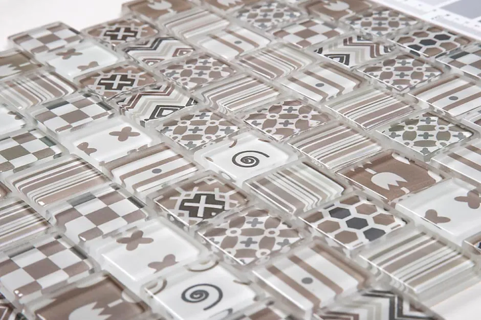 Carrelage Signature Mosaique de Verre Motif Carreau Ciment Beige Marron - vendu par plaque de 29X29 cm -