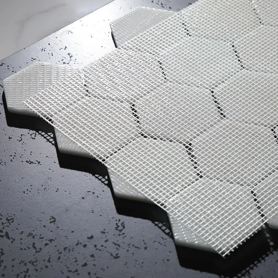 Ilcom Mosaïque de verre pressé antidérapant R11 pour salle de bain ou cuisine 43.5cm x 34.5cm - Taupe Stone Light Matt (0,15m²)