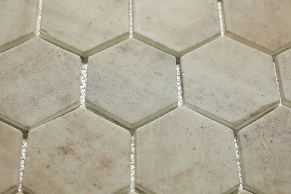 Ilcom Mosaïque de verre pressé antidérapant R11 pour salle de bain ou cuisine 43.5cm x 34.5cm - Taupe Stone Light Matt (0,15m²)