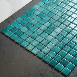 Mosaïque en verre pressé pour piscines, bains et saunas 32.5 cm x 51.5 cm - Clear water-Ilcom Discount