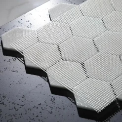 Mosaïque en verre pressé sur filet pour salle de bain et cuisine 43.5cm x 32cm - White Garden-Ilcom Hot