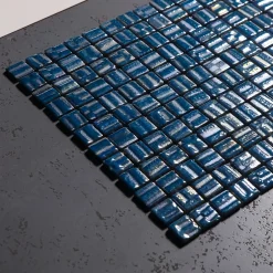 Mosaïque en verre pressé sur maille pour piscine 32.5cm x 51.5cm - Veneto Ocean Blue (0,167m²)-Ilcom New