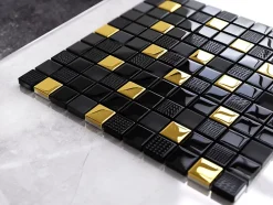 Mosaïque en verre sur filet pour salle de bain ou cuisine 30 cm x 30 cm - Volcano gold-Ilcom Hot