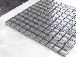 Ilcom Mosaïque en verre sur filet pour salle de bain ou cuisine 30 cm x 30 cm - Dorian Grey