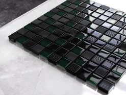 Ilcom Mosaïque en verre sur filet pour salle de bain ou cuisine 30 cm x 30 cm - Black lantern