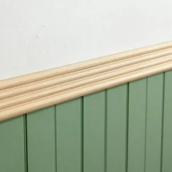 Moulure décorative pin 4,5 x 35 mm L.2,4 m