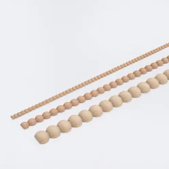 Moulure murale décorative en bois PERLA 11 - 1,1 x 100 cm - Brut sans peinture - Cimaise - Plinthe - Baguette d'ornement-Woodbord New