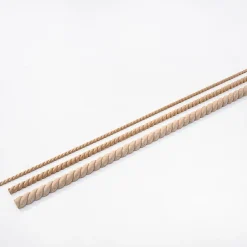 Woodbord Moulure murale décorative en bois TORSADE 30 - 3 x 100 cm - Brut sans peinture - Cimaise - Plinthe - Baguette d'ornement