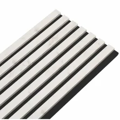 Decoon Mur TV - Lot de 5 Panneaux tasseaux bois 250 x 30 x 1,9 cm - décor marbre blanc/feutrine noir - 3,75m²
