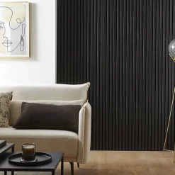 Decoon Mur TV - Lot de 5 Panneaux tasseaux bois 250 x 30 x 1,9 cm - Lamelles placage noir fond noir - 3,75m²