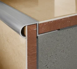 Nez de marche extérieur rond aluminium brut argent lisse 37mmx250cm-Diall Outlet