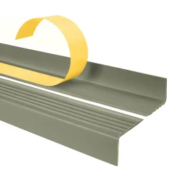 Nez de marche PVC 40x25mm, , profilé d'escalier ND, auto-adhésif, antidérapant, d'escalier-protection, vert olive, 1.5m-Quest Discount