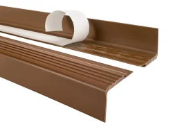 Nez de marche PVC 48x42mm, , profilé d'escalier PMW, auto-adhésif, antidérapant, d'escalier-protection, marron, 1.1m-Quest Online