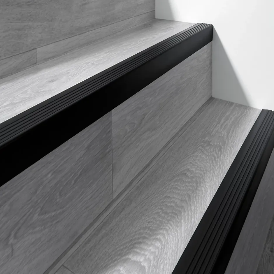 Quest Nez de marche PVC 50x42mm, , profilé d'escalier RGP, auto-adhésif, antidérapant, d'escalier-protection, noir, 1.3m