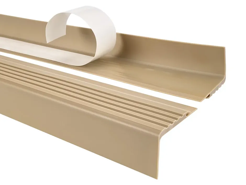 Nez de marche PVC 48x42mm, , profilé d'escalier PMW, auto-adhésif, antidérapant, d'escalier-protection, beige, 1m-Quest Clearance