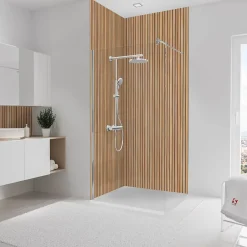 Panneau mural de salle de bains l.100 x H.255 cm, effet tasseaux bois chêne vertical, Décodesign Japandi vendu par 2-Schulte Best