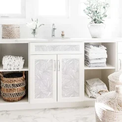 Decochic Papier peint adhésif palmier gris et blanc en vinyle lavable et amovible - 1 rouleau 50x300 cm -