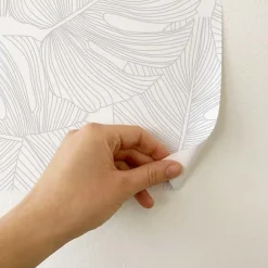 Decochic Papier peint adhésif palmier gris et blanc en vinyle lavable et amovible - 1 rouleau 50x300 cm -