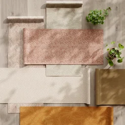 GoodHome Papier peint vinyle intissé Gebu motif palmier rose L. 10,05m x l. 0,53m